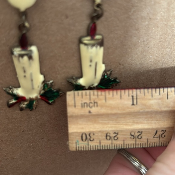 EUC vintage candle holiday earrings. 2” x .75” stud earring off white red green - Picture 3 of 6